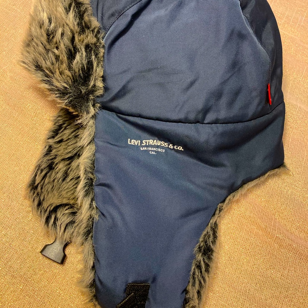 Levi’s winter hat